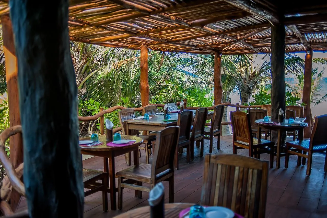 Cabanas La Luna Hotel Tulum