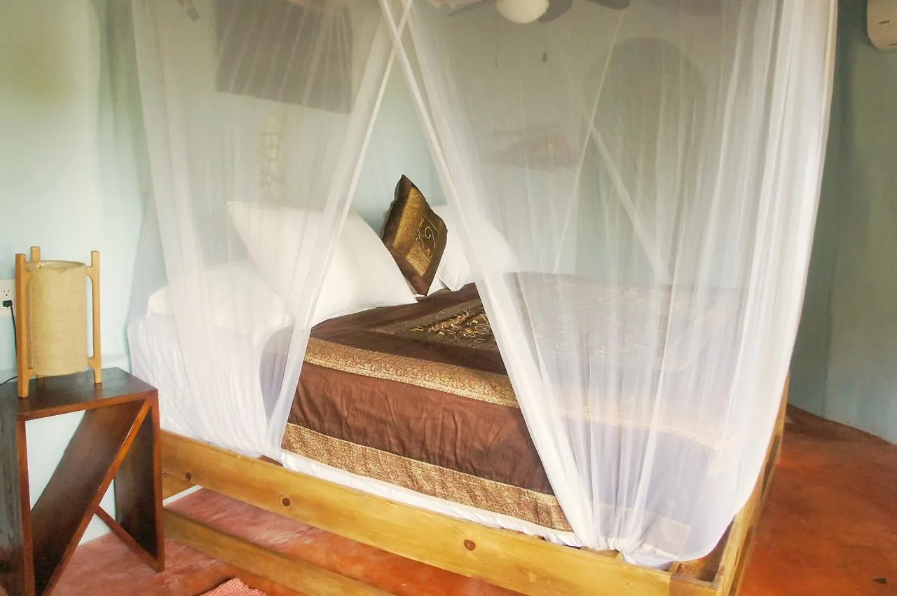 Cabanas La Luna Hotel Tulum