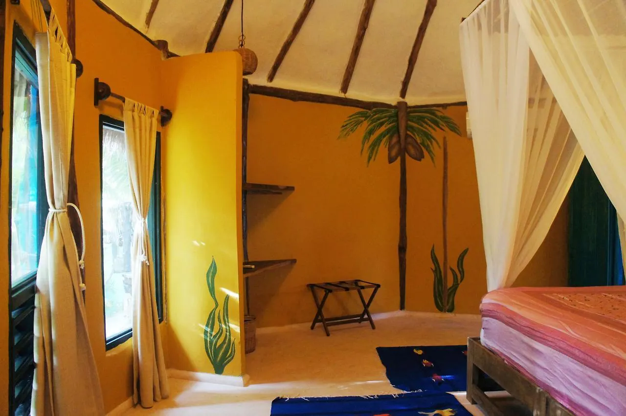 Cabanas La Luna Hotel Tulum